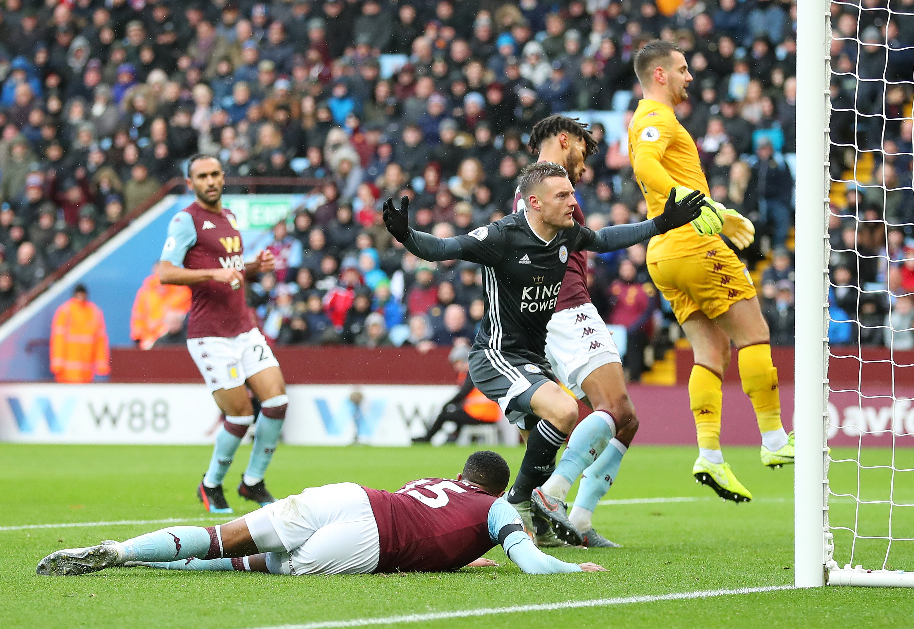 球员回应的 球员回应的