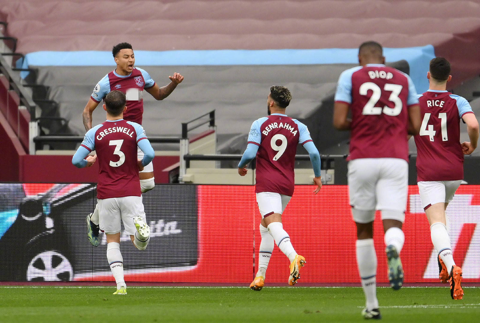 队的整体绩 队的整体绩